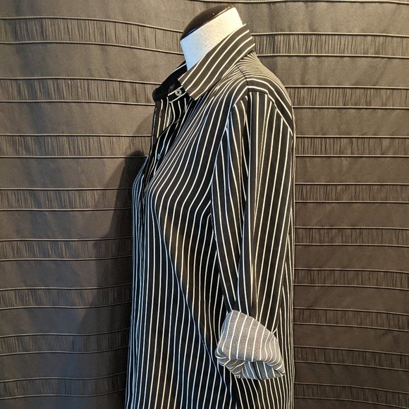 Black and White Long Stripe Blouse - Picture 6 of 8